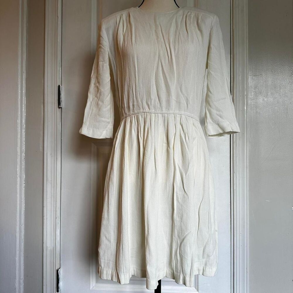 American-vintage Women's White and Cream Dress - Picture 4 of 8